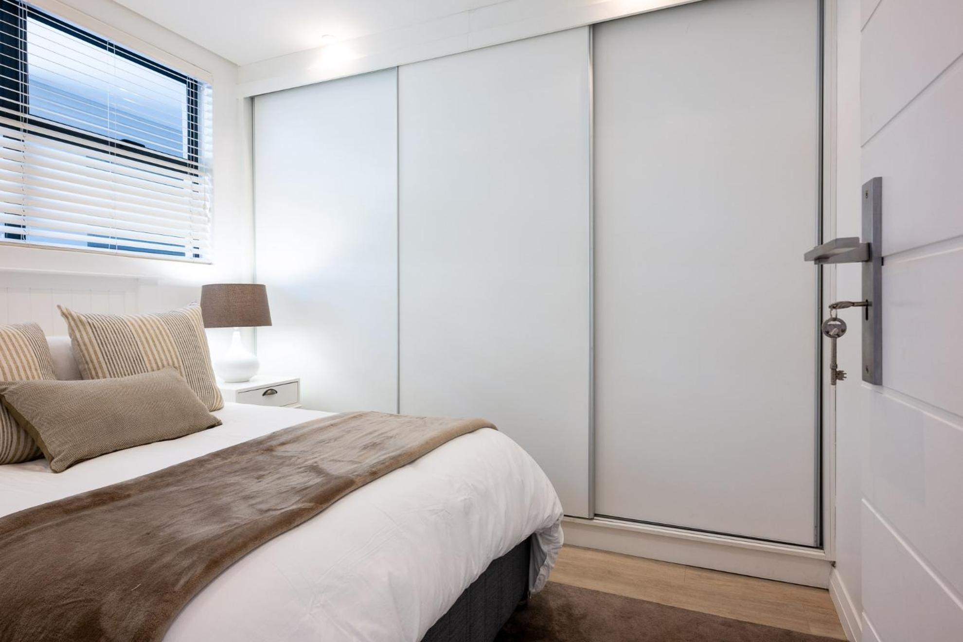 Stylish Penthouse Beacon Rock 321 With Inverter * Durban